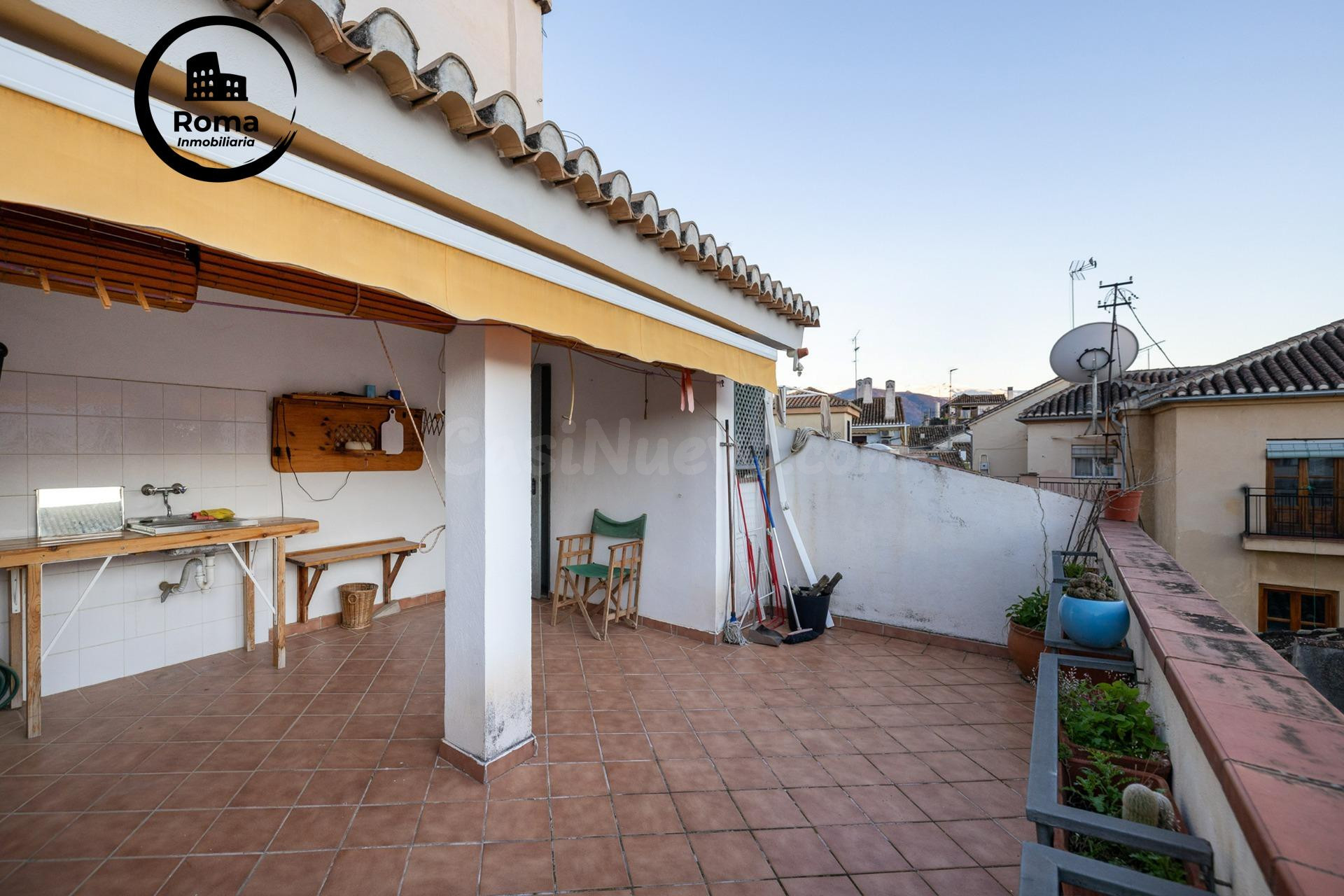 Casa en el corazón del  Realejo, con amplia terraza y vistas privilegiadas.