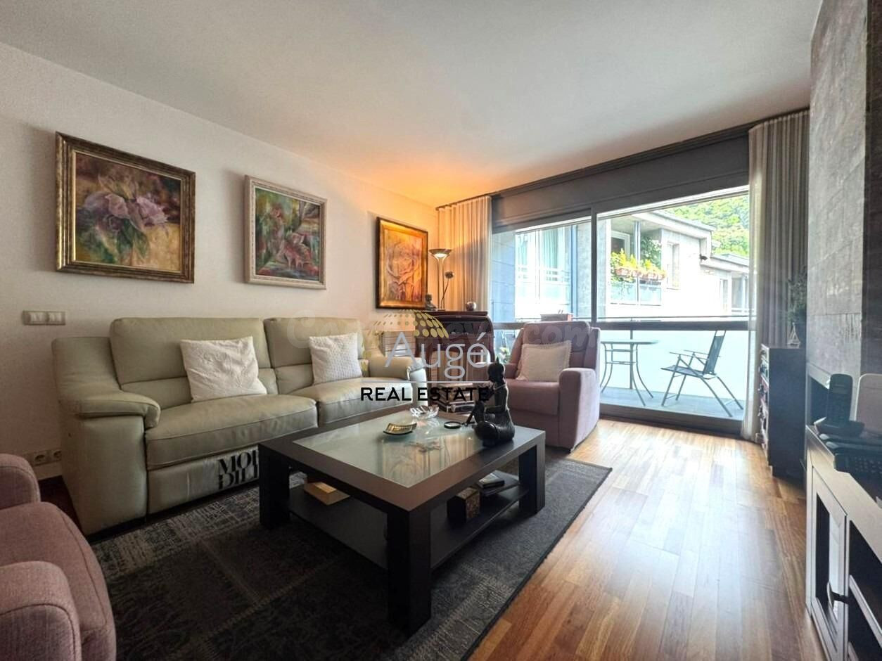 Piso en venta en el centro de Andorra la Vella - foto 4