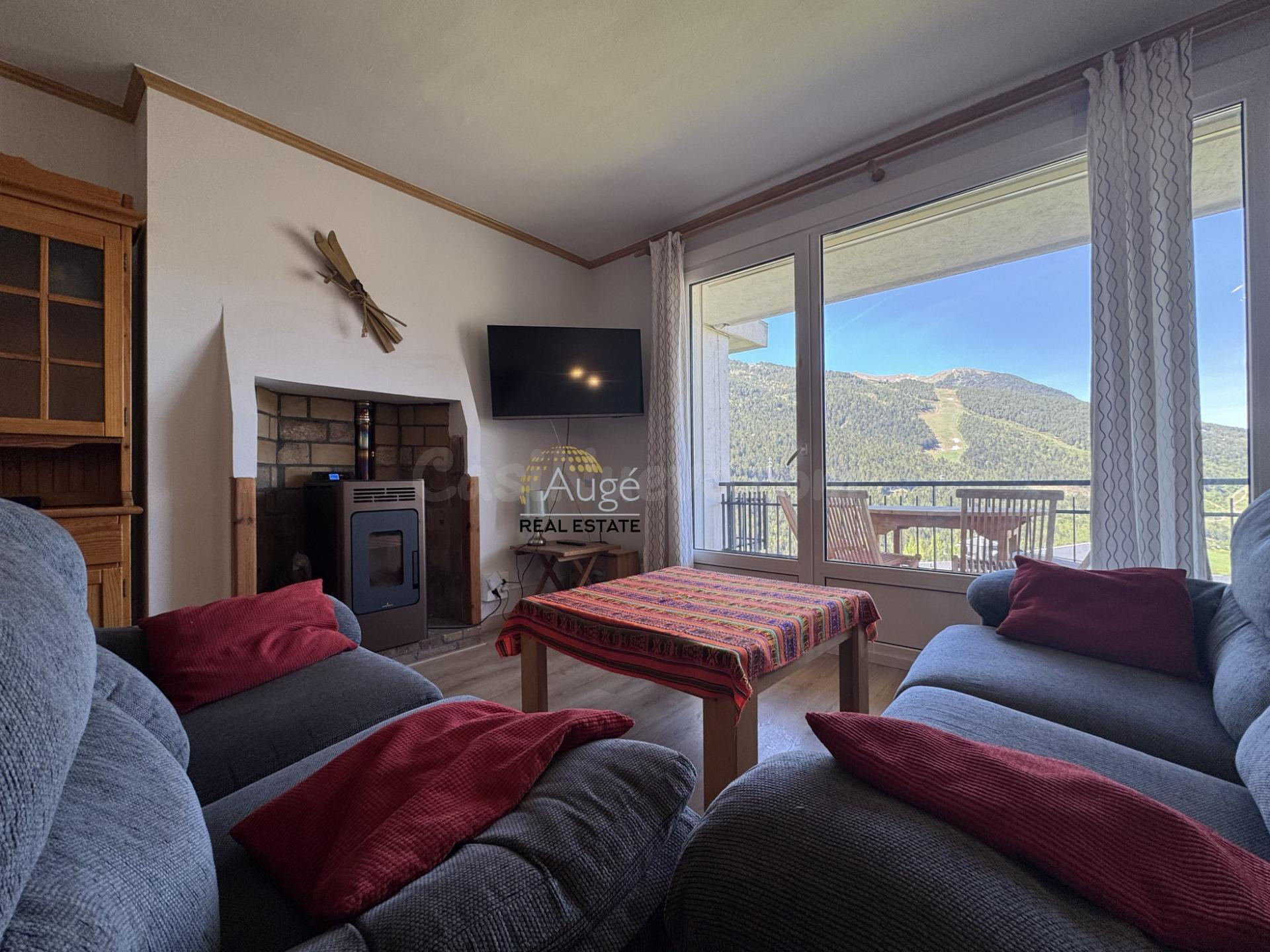 Piso en Venta con Vistas Panorámicas en Soldeu - foto 2
