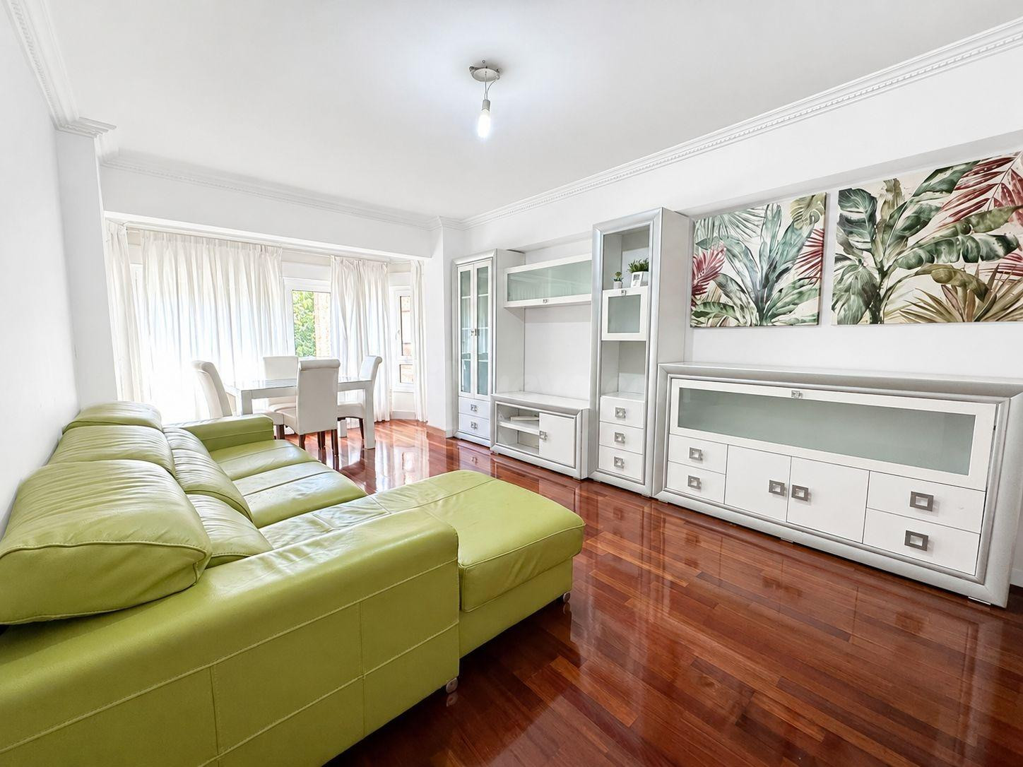Amplio y Luminoso Piso en Getxo - Polígono Rojo-Aldapa por €480,000 - foto 2