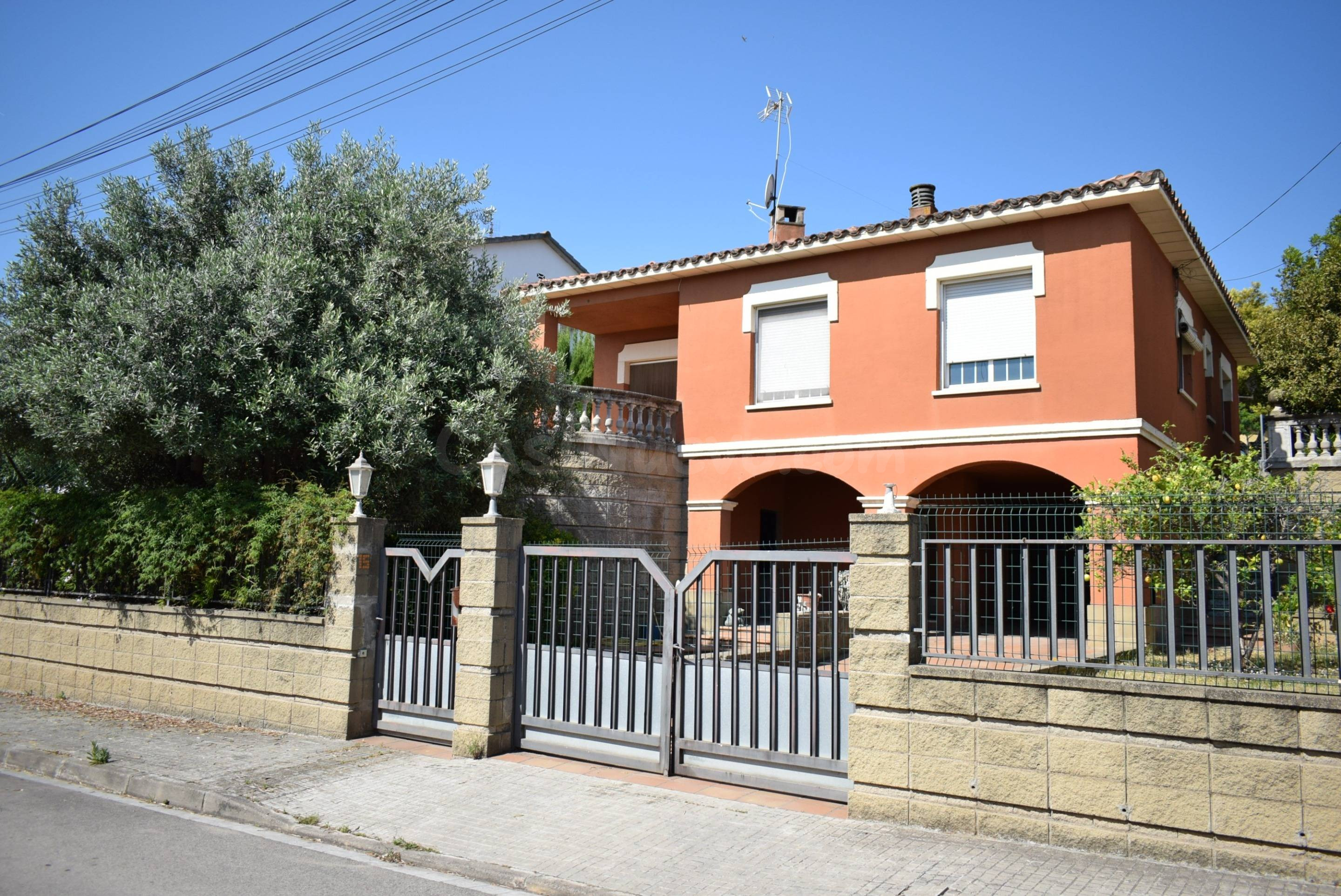 Tu refugio familiar en el corazón de Lliçà de Vall