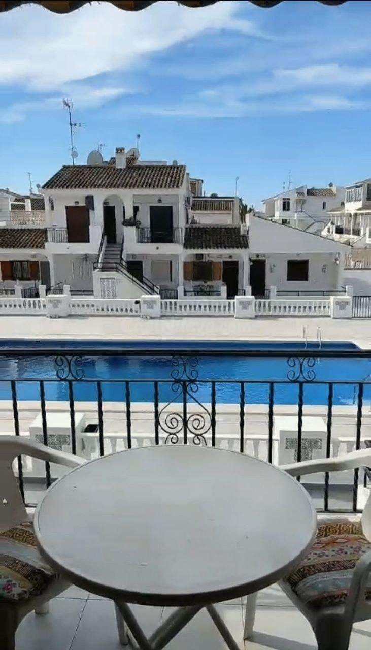 Luminoso apartamento de 1 dormitorio con terraza y piscina | - foto 2