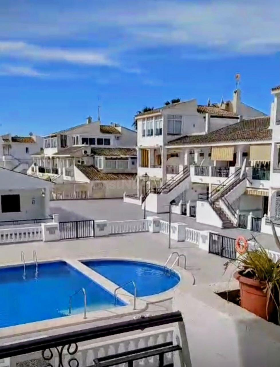 Luminoso apartamento de 1 dormitorio con terraza y piscina | - foto 3