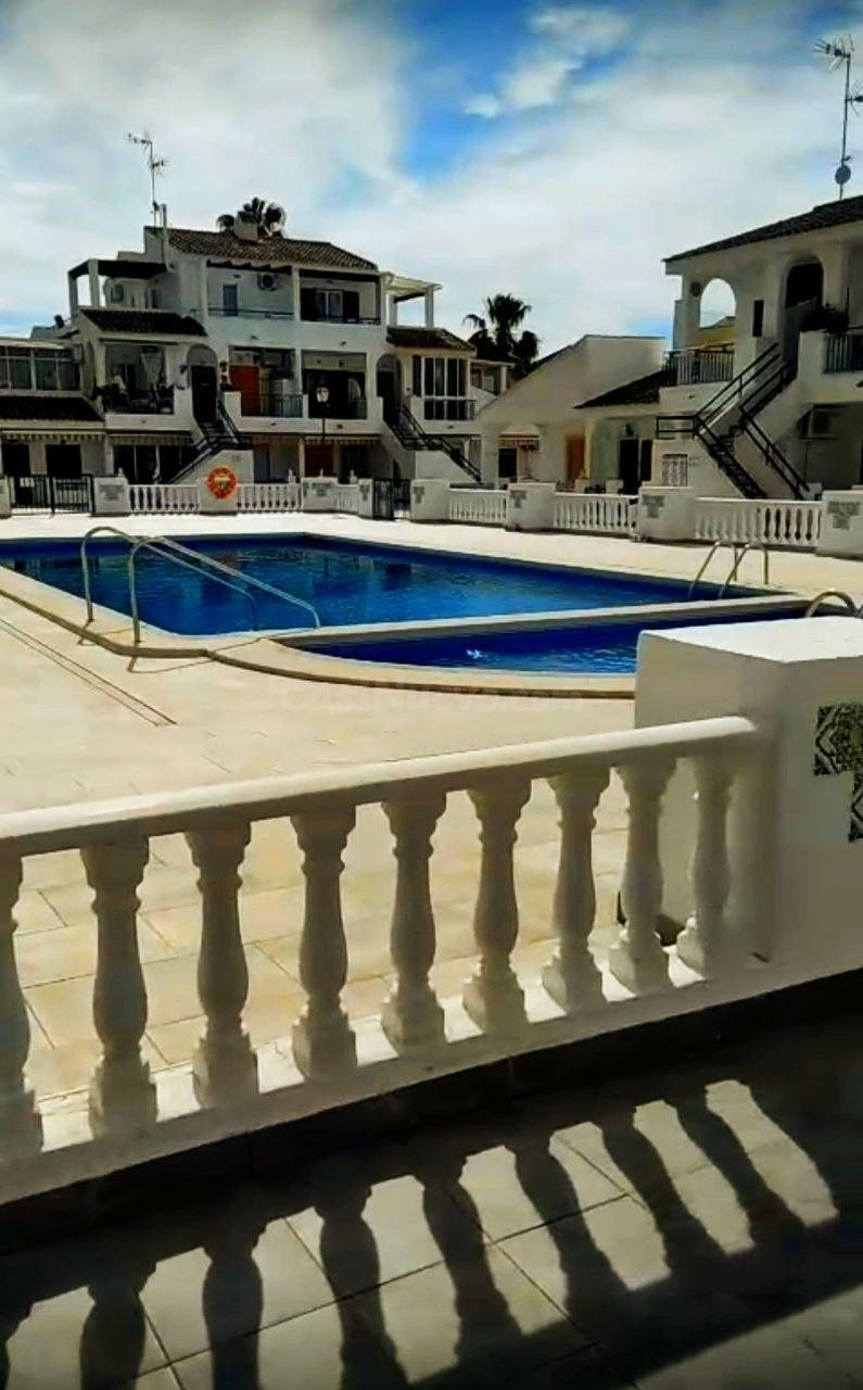 Luminoso apartamento de 1 dormitorio con terraza y piscina | - foto 5