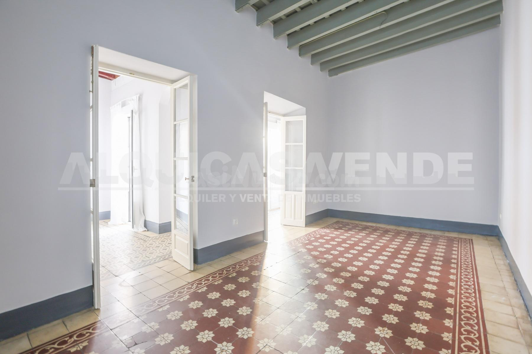 Centro Alfalfa. Excelente y amplio piso dúplex ático SIN MUE - foto 3