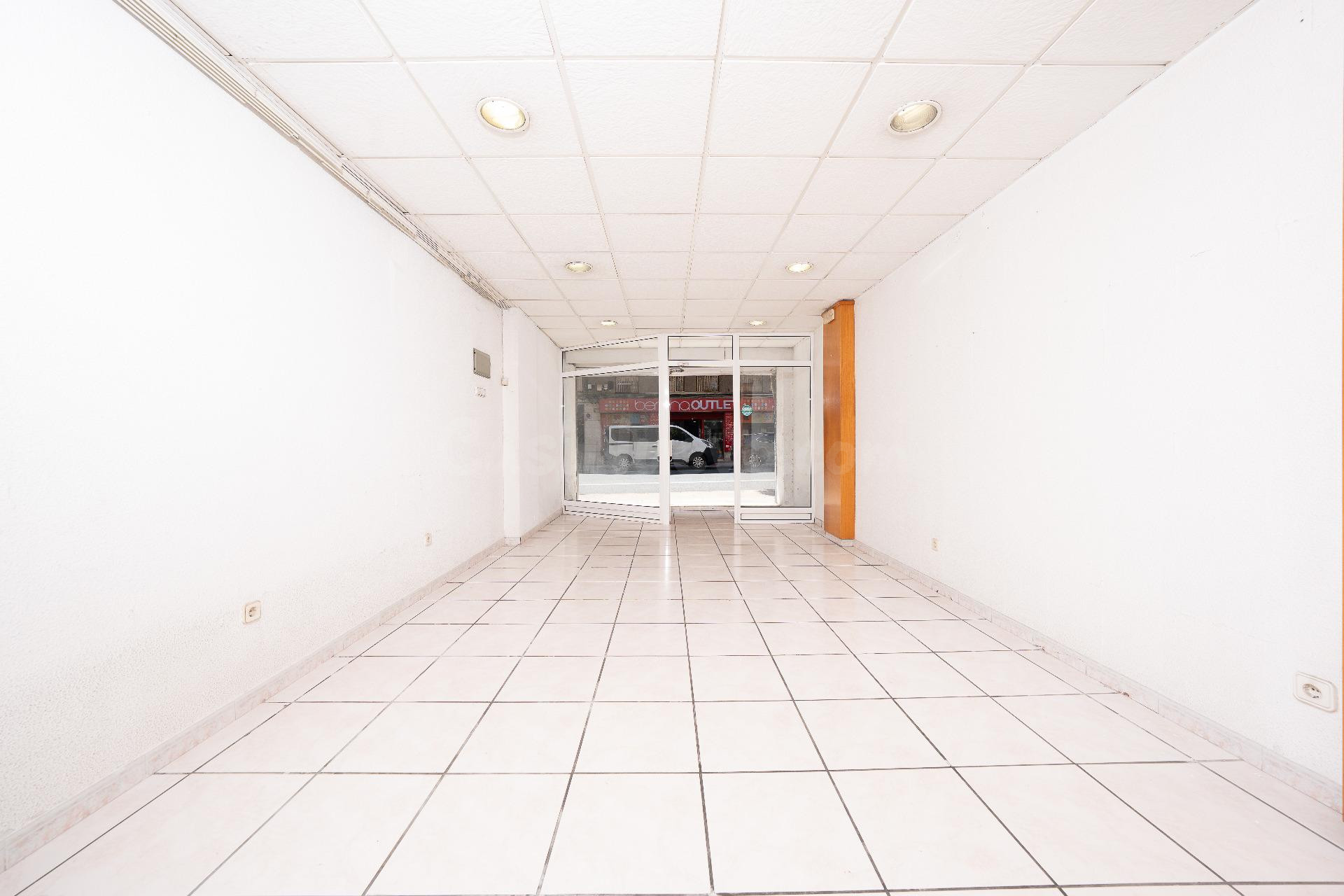 Local comercial, zona Centro - foto 4