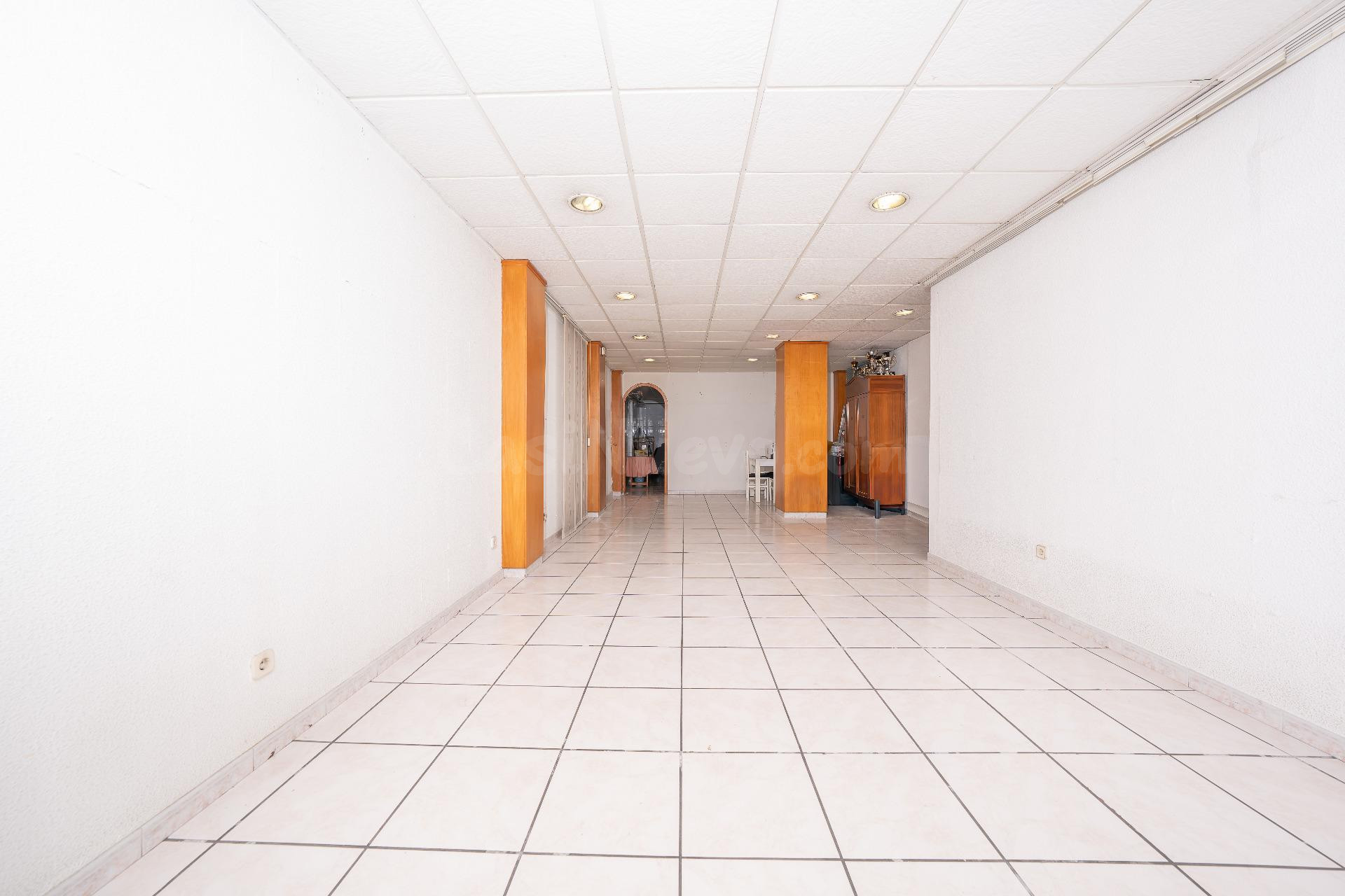 Local comercial, zona Centro - foto 5