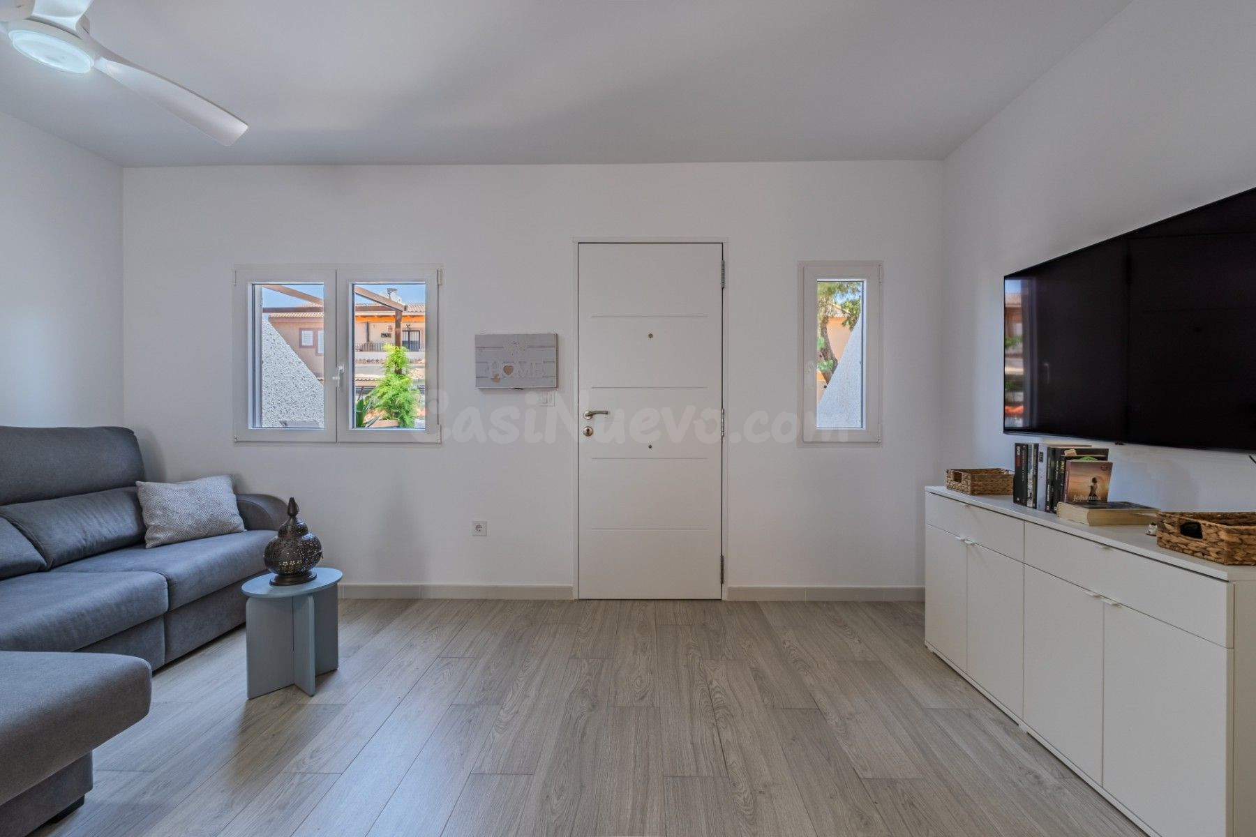 Casa adosada renovada (aprox. 100 m2) con gran terraza en fr - foto 2