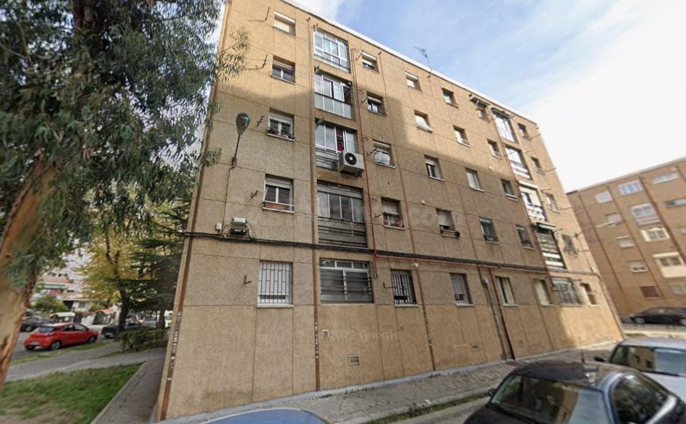 Se vende piso OKUPADO en Calle Encomienda de Palacios 4 en M - foto 3