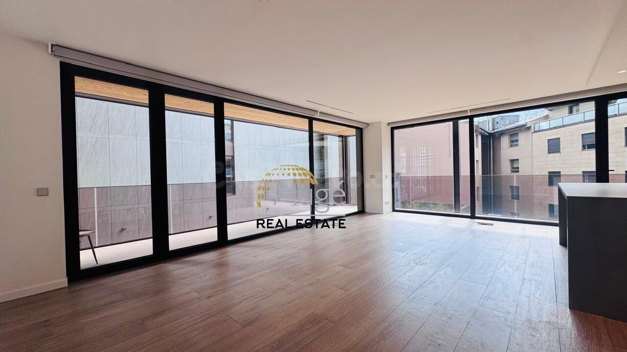 Exclusivo Piso Moderno con Terraza en Clot de Emprivat - foto 3