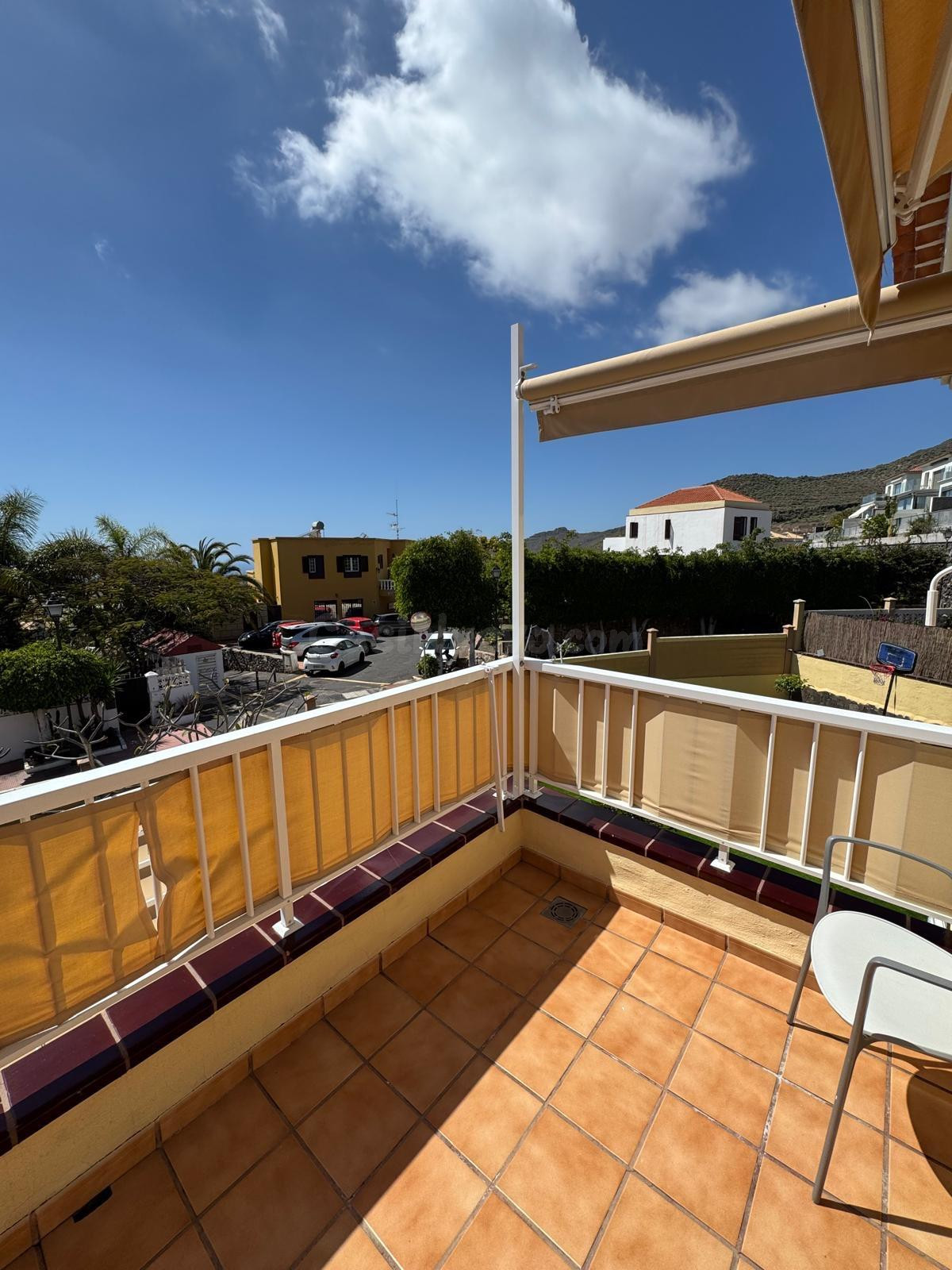 Luz, confort y una ubicación privilegiada en el sur de Tenerife - foto 4