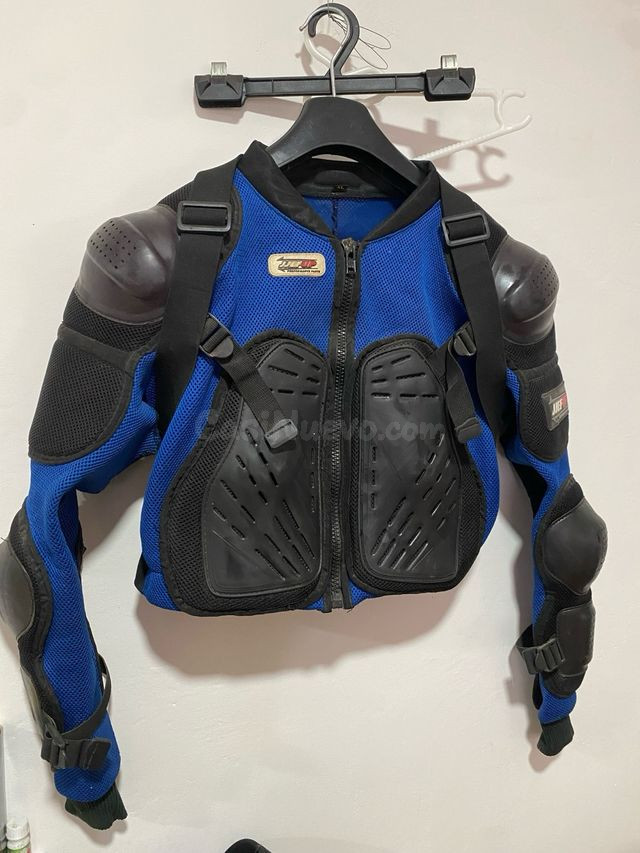 Protección integral para moto Jeff Up – Malgrat de Mar