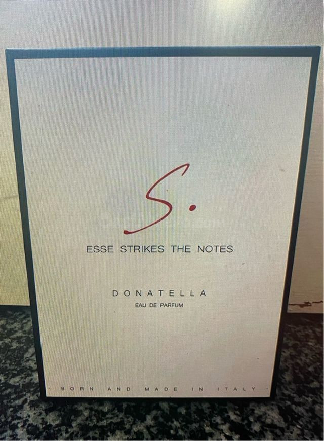 Essé Strikes The Notes Donatella – Eau de Parfum 100 ml – Malgrat de Mar - foto 2