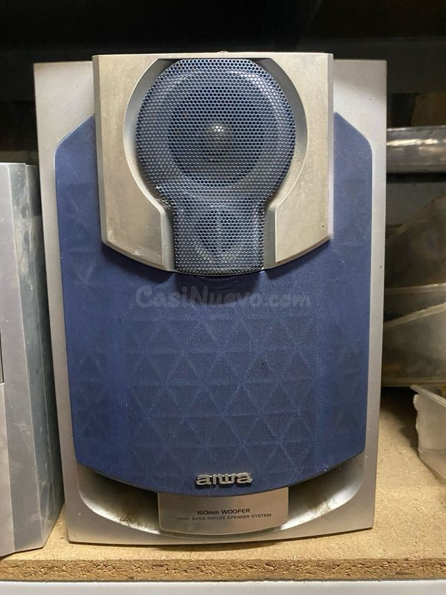 Equipo de sonido Aiwa con subwoofer y altavoces – Malgrat de Mar - foto 2