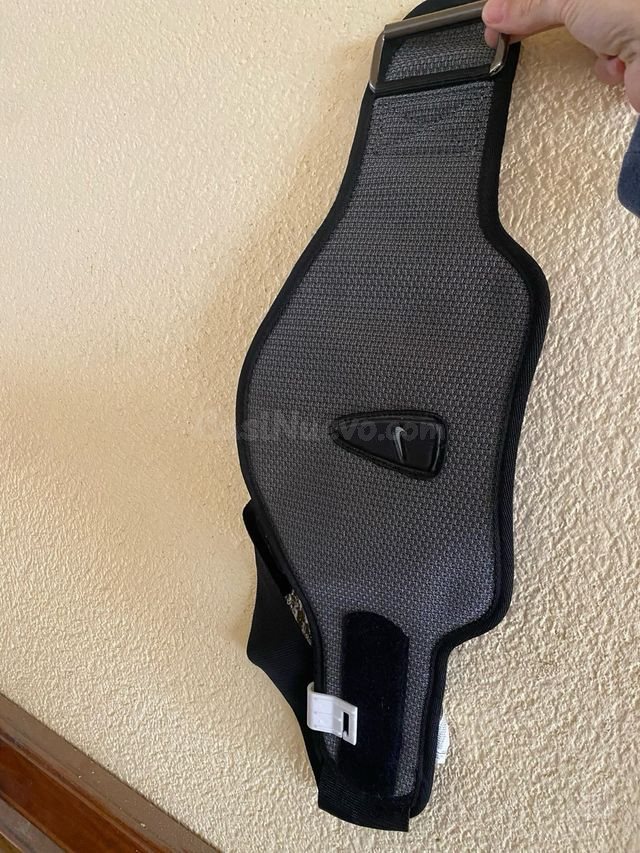 Cinturón de entrenamiento Nike, talla S, nuevo – Malgrat de Mar