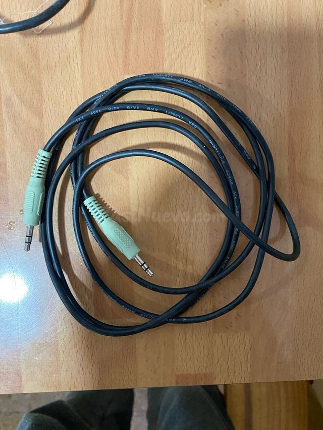Cables 12V para móviles y accesorios – Malgrat de Mar - foto 2