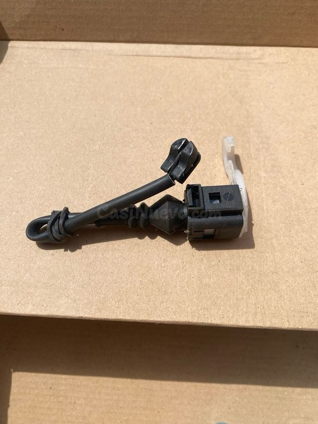 Sensor de freno para Grupo VAG, nuevo – envío barato desde Malgrat de Mar