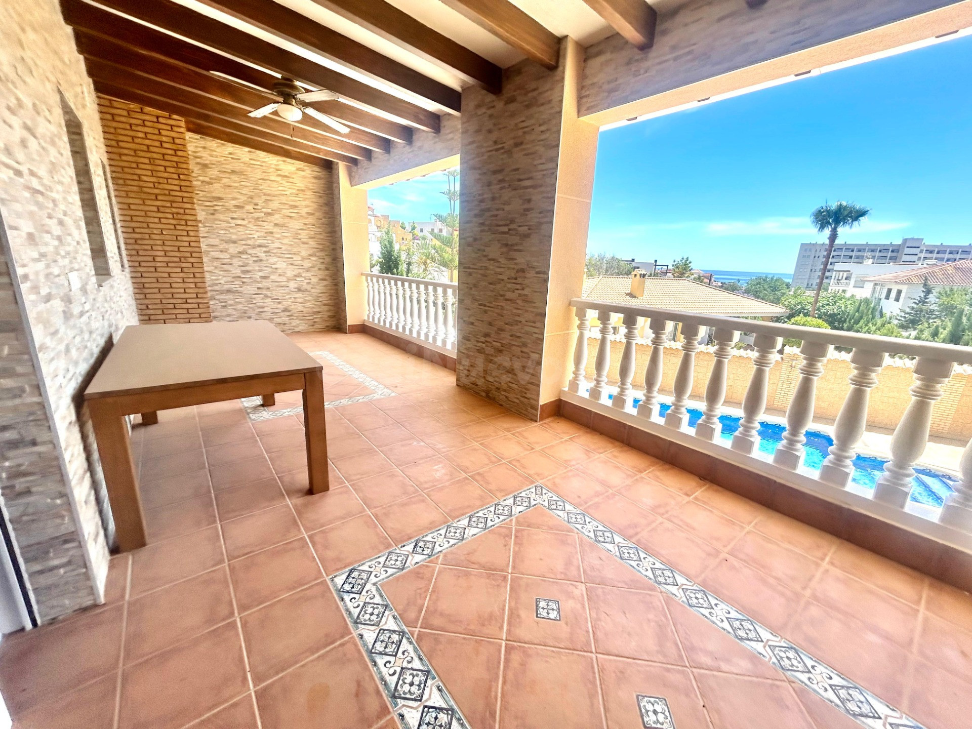EXCLUSIVA VILLA CON VISTAS AL MAR EN CALARREONA – ÁGUILAS! - foto 4