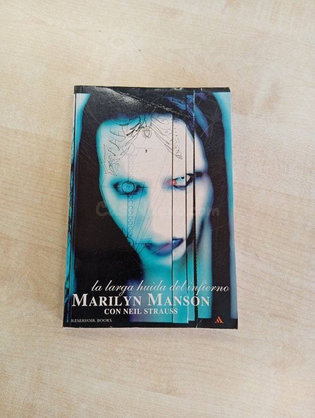 LA LARGA HUIDA DEL INFIERNO - MARILYN MANSON