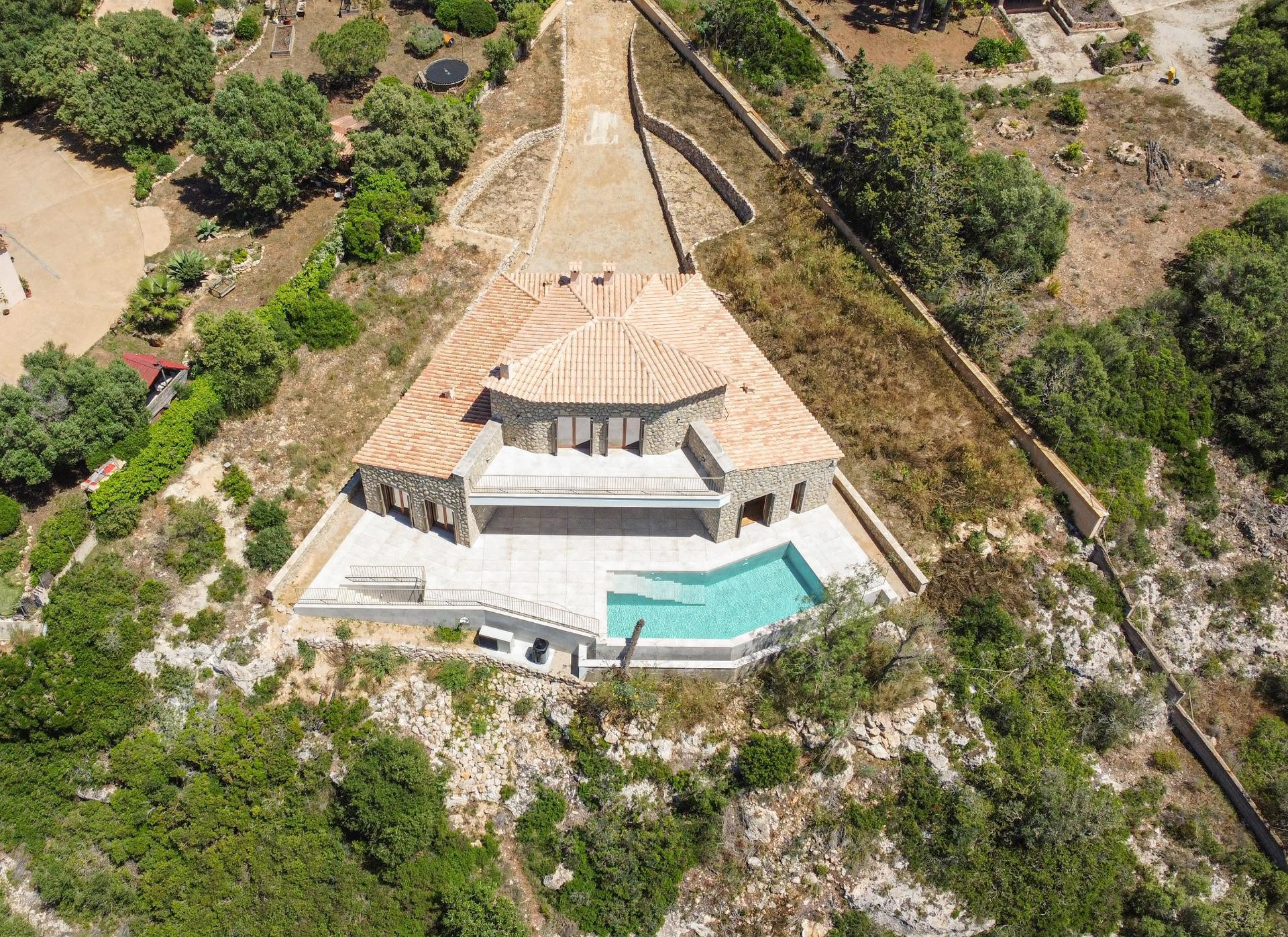 Moderna finca de lujo con vistas panorámicas y piscina en S’ - foto 3