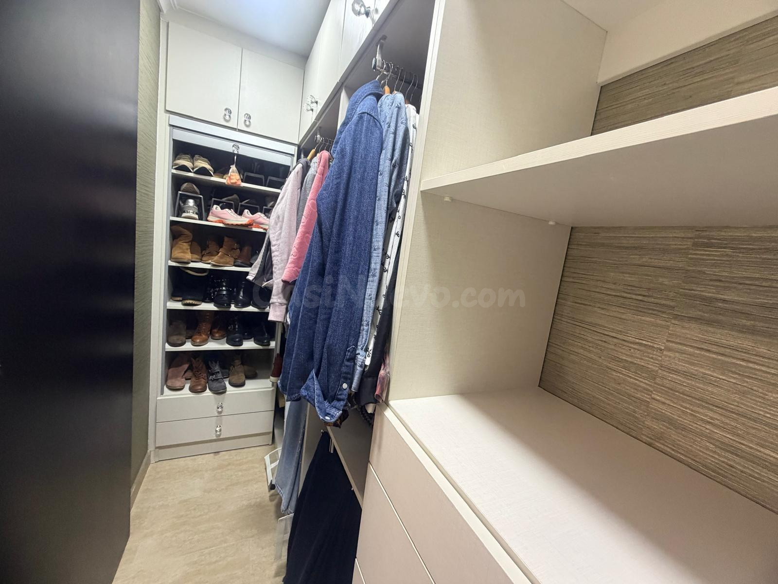 Adosado en venta en Dolores – Amplio, luminoso y con soláriu - foto 5