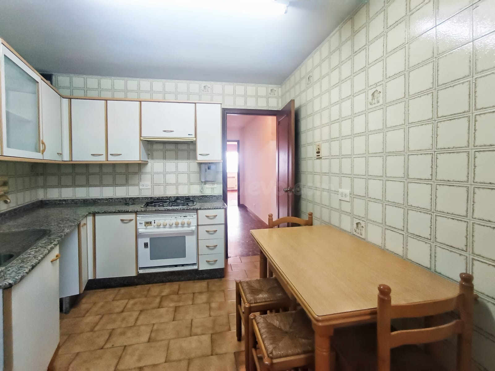 Apartamento céntrico con garaje - foto 4
