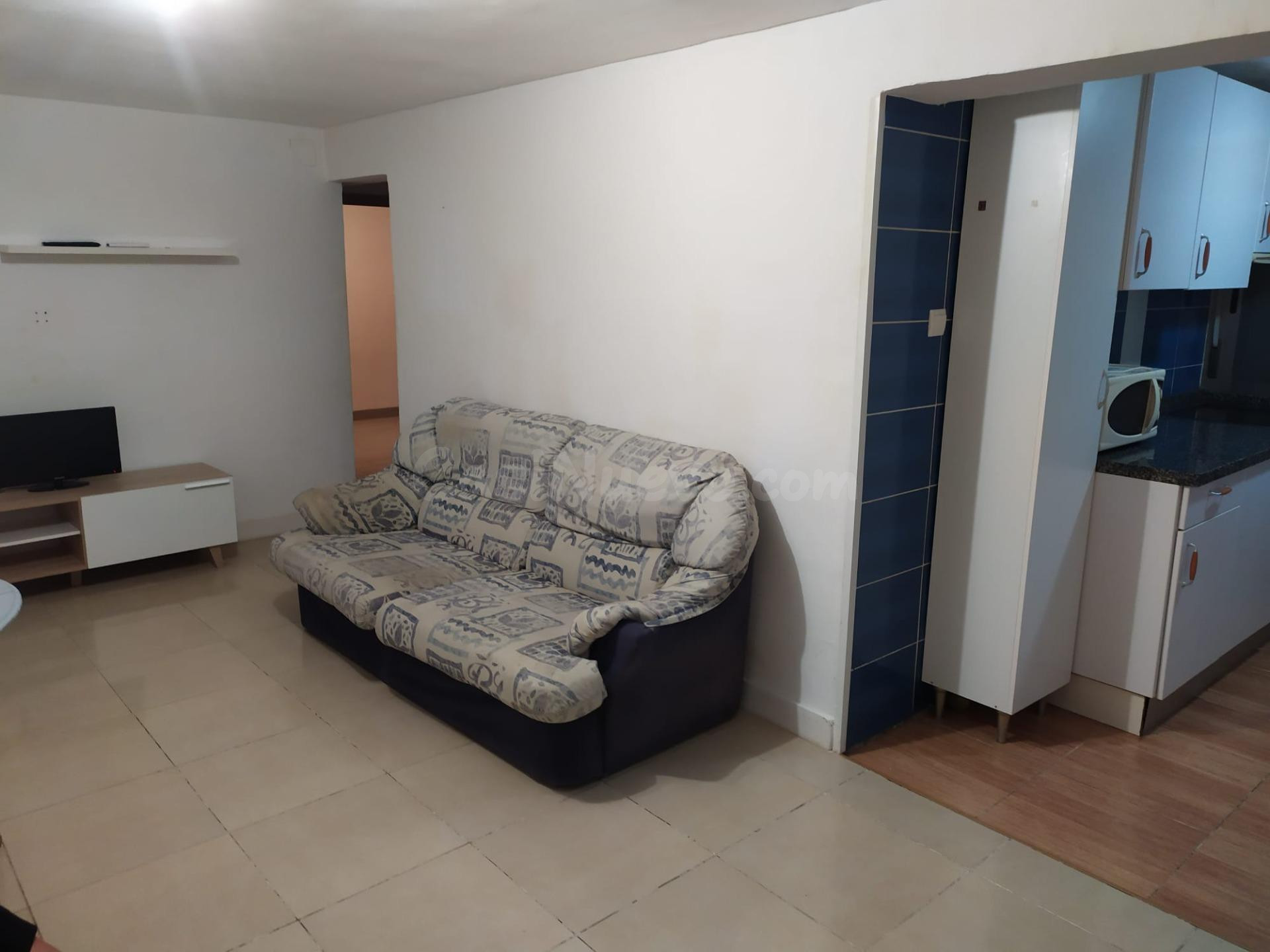 A. PISO REFORMADO Y AMUEBLADO EN ZONA SECTOR SUR - foto 3