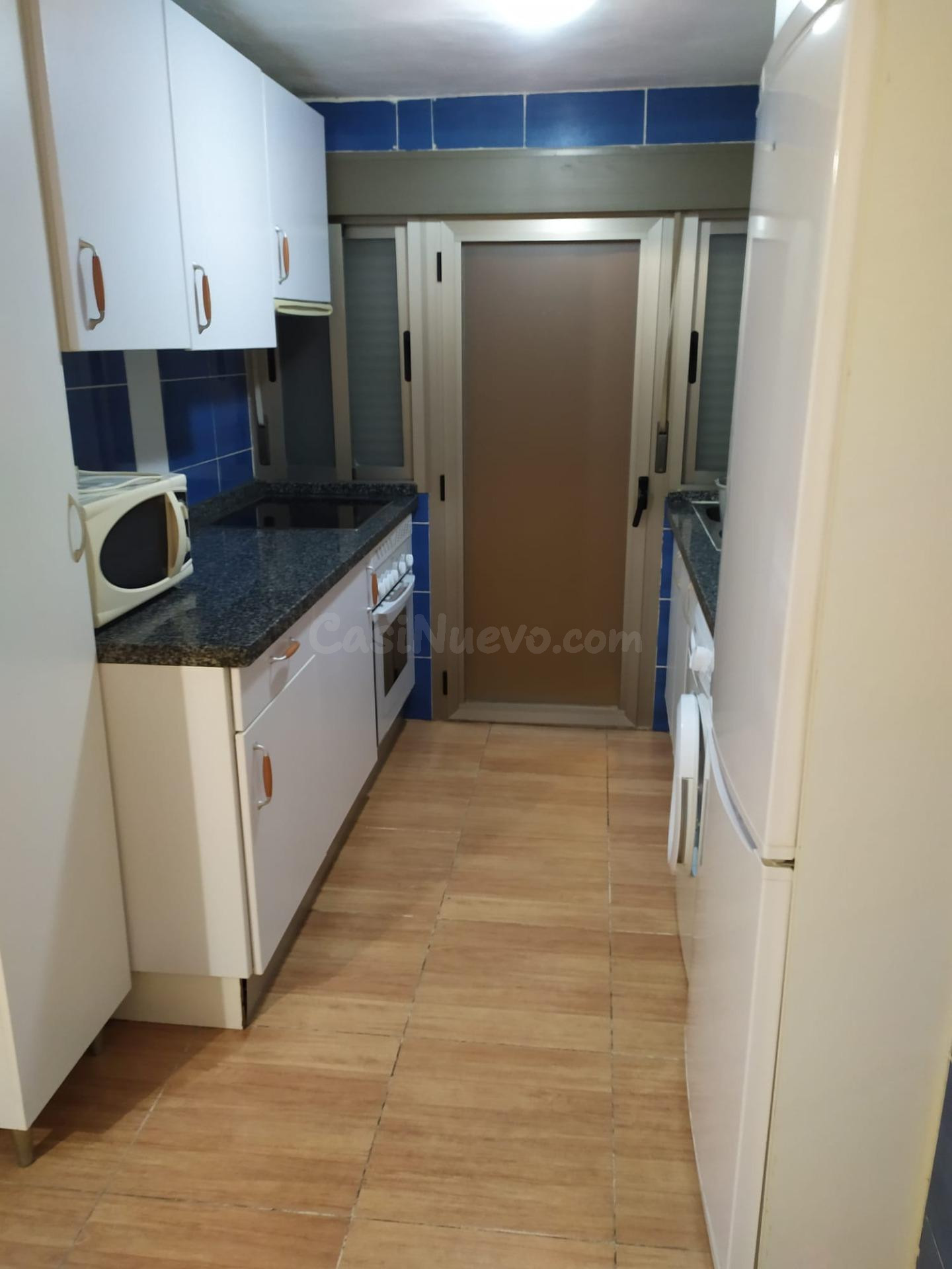 A. PISO REFORMADO Y AMUEBLADO EN ZONA SECTOR SUR - foto 4