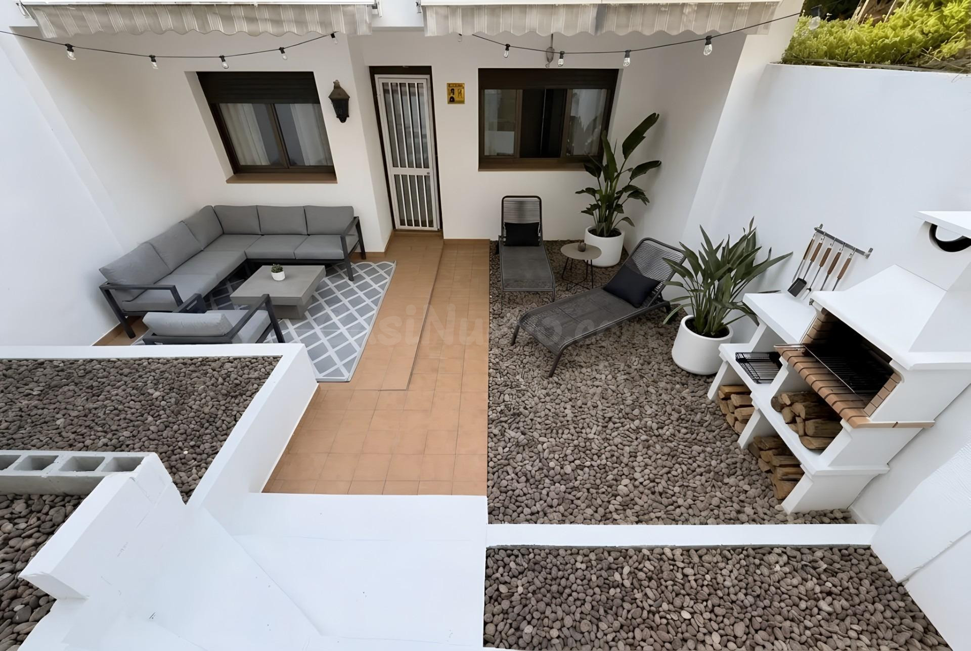 Casa con muchas posibilidades en montemar bajo Castelldefels - foto 3
