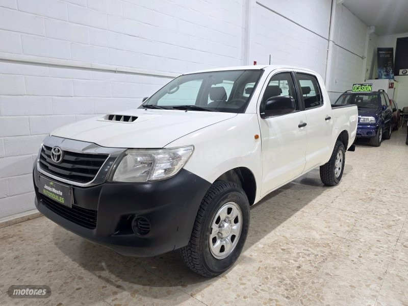 Toyota Hilux de segunda mano en Sevilla – 4x4 con extras