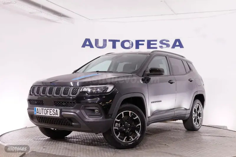 Jeep Compass híbrido enchufable 2022 en Alpedrete – Excelente estado