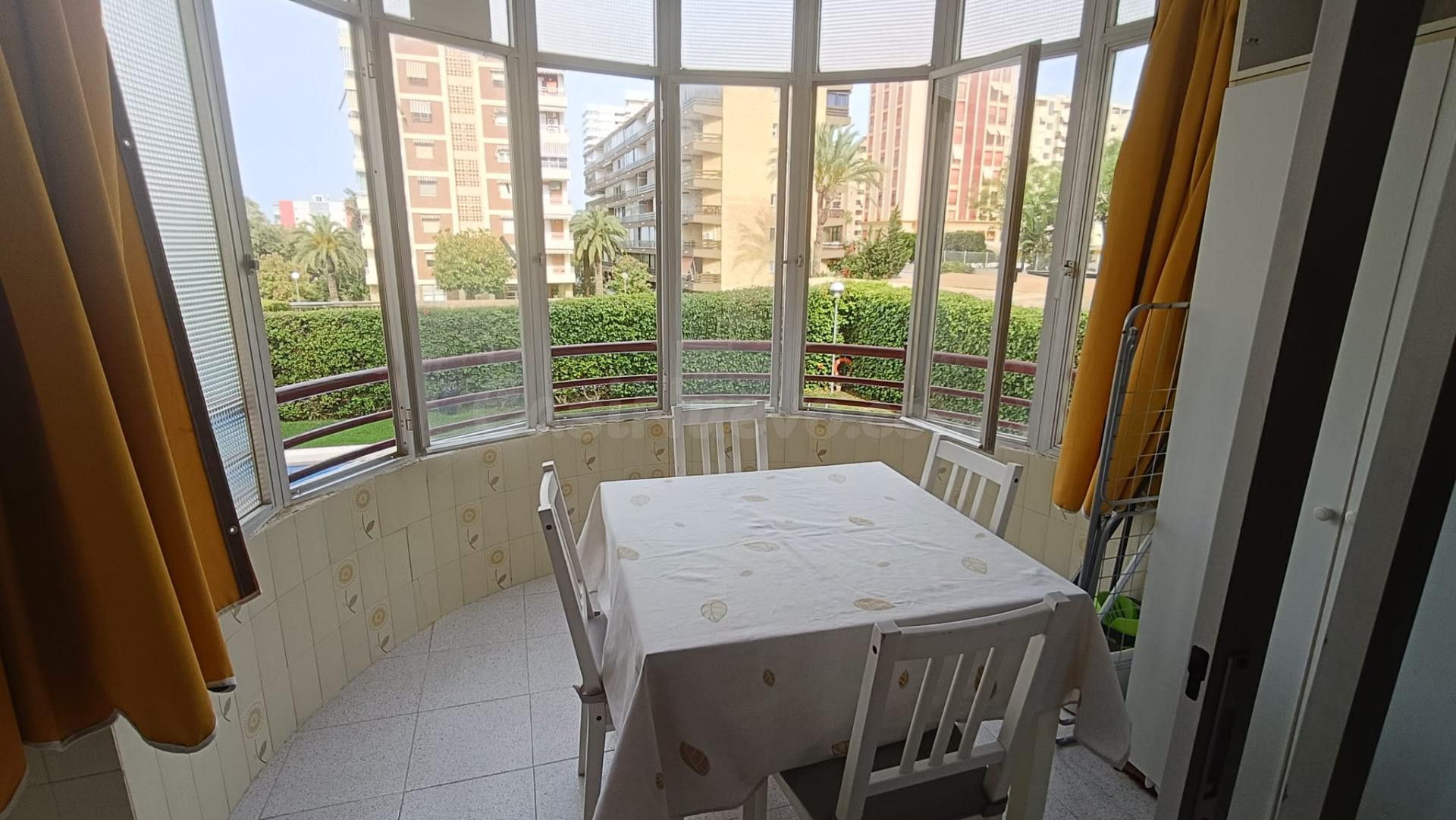Apartamento en Playa de San Juan a 150 m del mar con piscina - foto 3