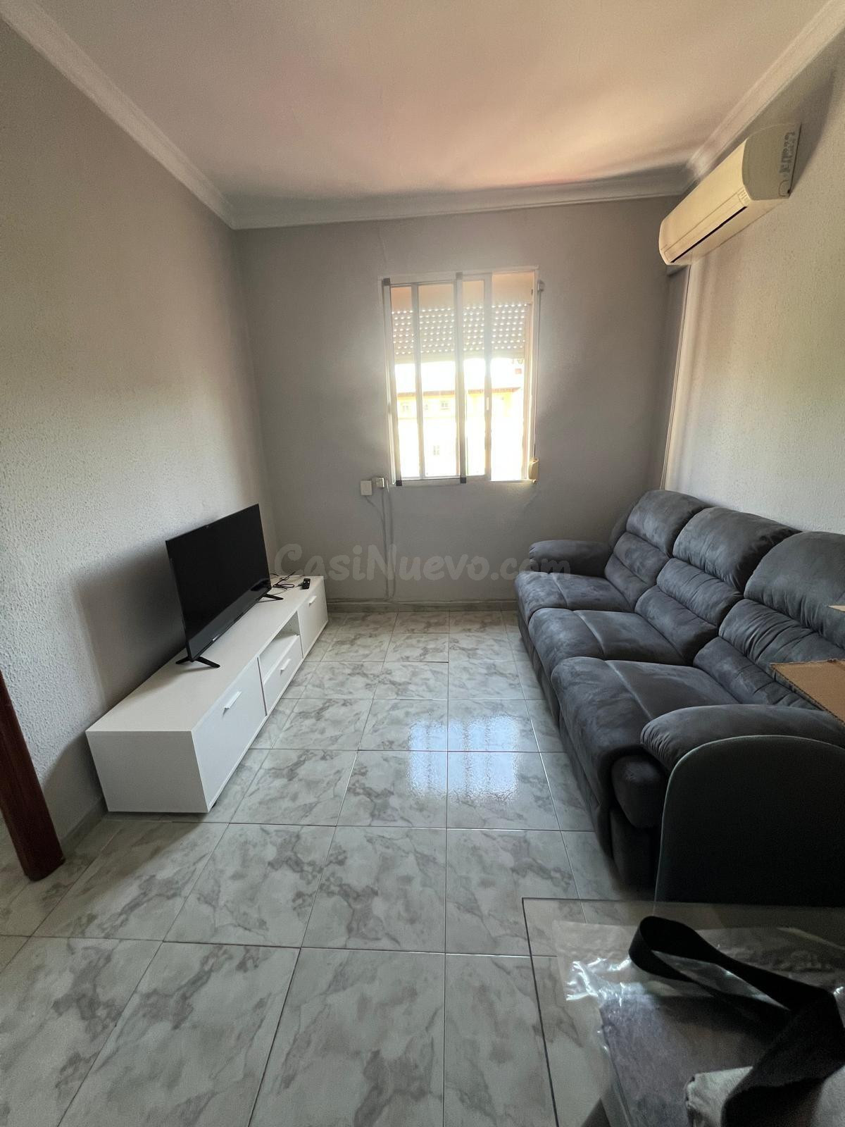 Zona Sur Reina Mercedes. Excelente vivienda reformada y amueblada de 3 habitaciones se alquila. Estudiantes.
