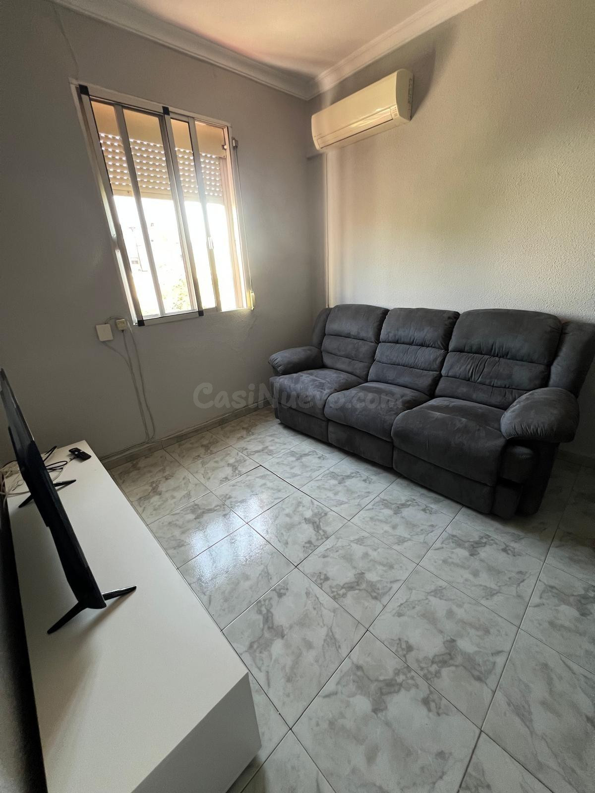 Zona Sur Reina Mercedes. Excelente vivienda reformada y amueblada de 3 habitaciones se alquila. Estudiantes. - foto 3