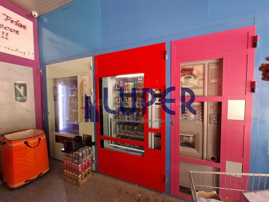 Local comercial 160m² en venta - Alicante-San Vicente del Ra - foto 2