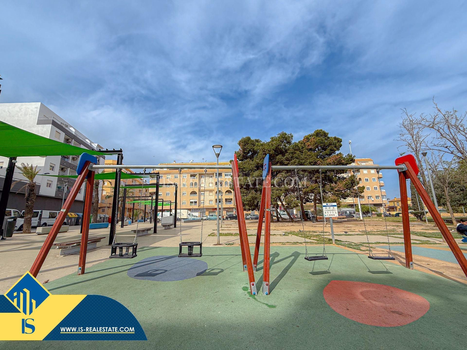 Oportunidad !Amplio apartamento con excelente distribución d - foto 5