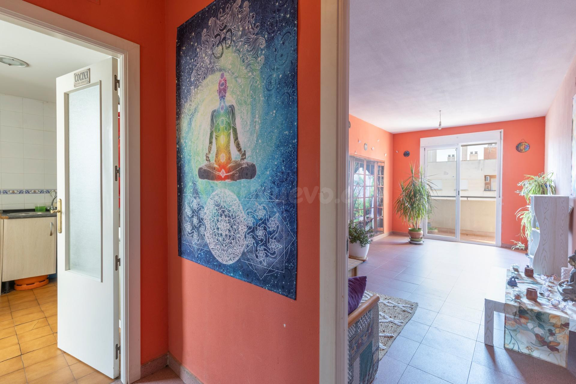 🏡 Amplia vivienda VPO con terraza, garaje y excelente ubicación junto a Avenida Juan Pablo II - foto 4