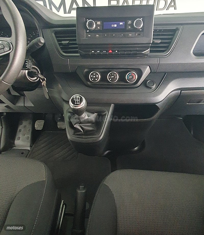 Furgoneta Renault Trafic de segunda mano en La Puebla de Caz - foto 3