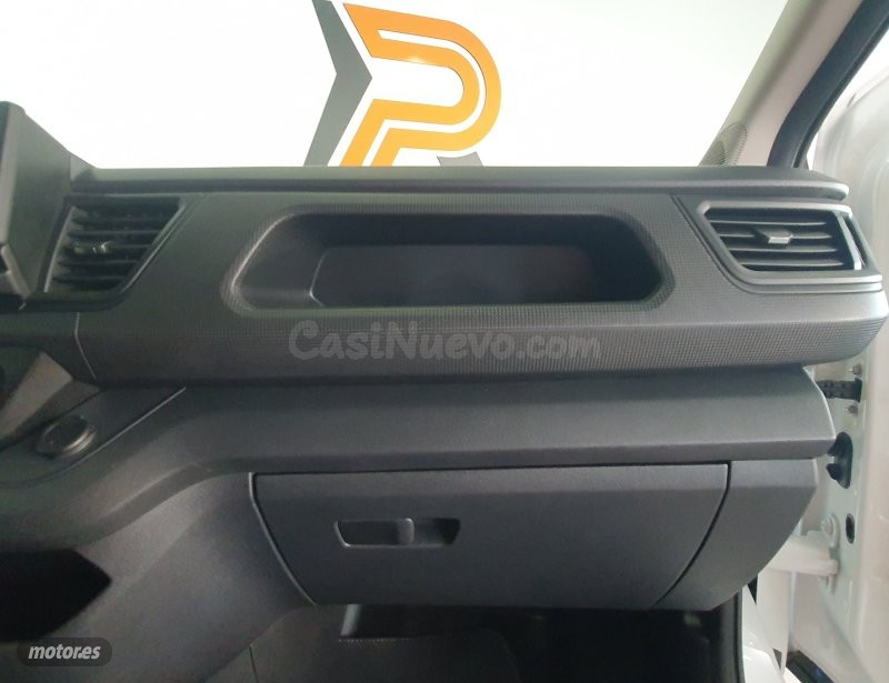 Furgoneta Renault Trafic de segunda mano en La Puebla de Caz - foto 4