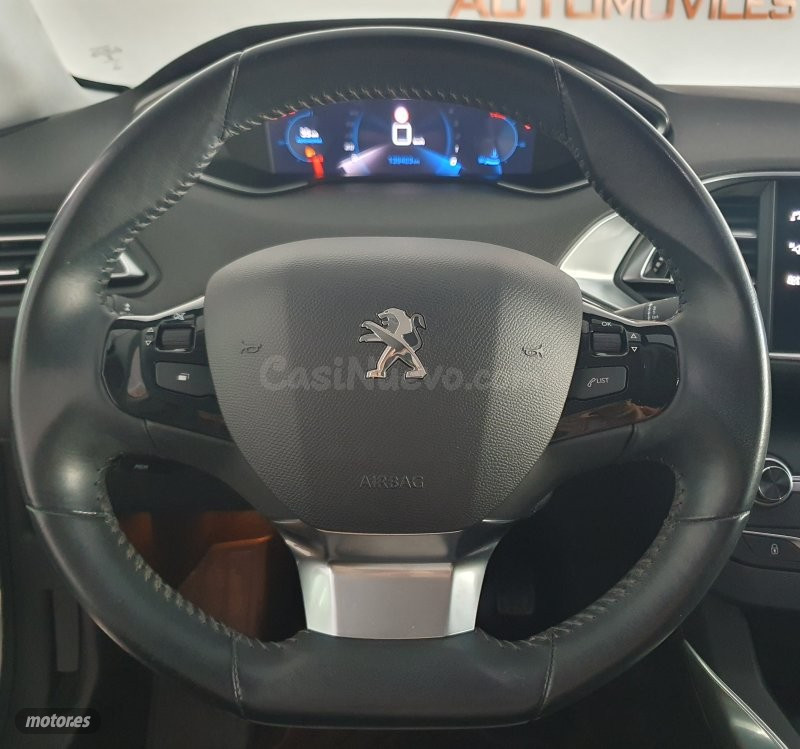 Peugeot 308 de segunda mano en La Puebla de Cazalla – 14.900 - foto 2