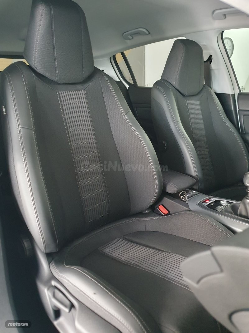 Peugeot 308 de segunda mano en La Puebla de Cazalla – 14.900 - foto 5