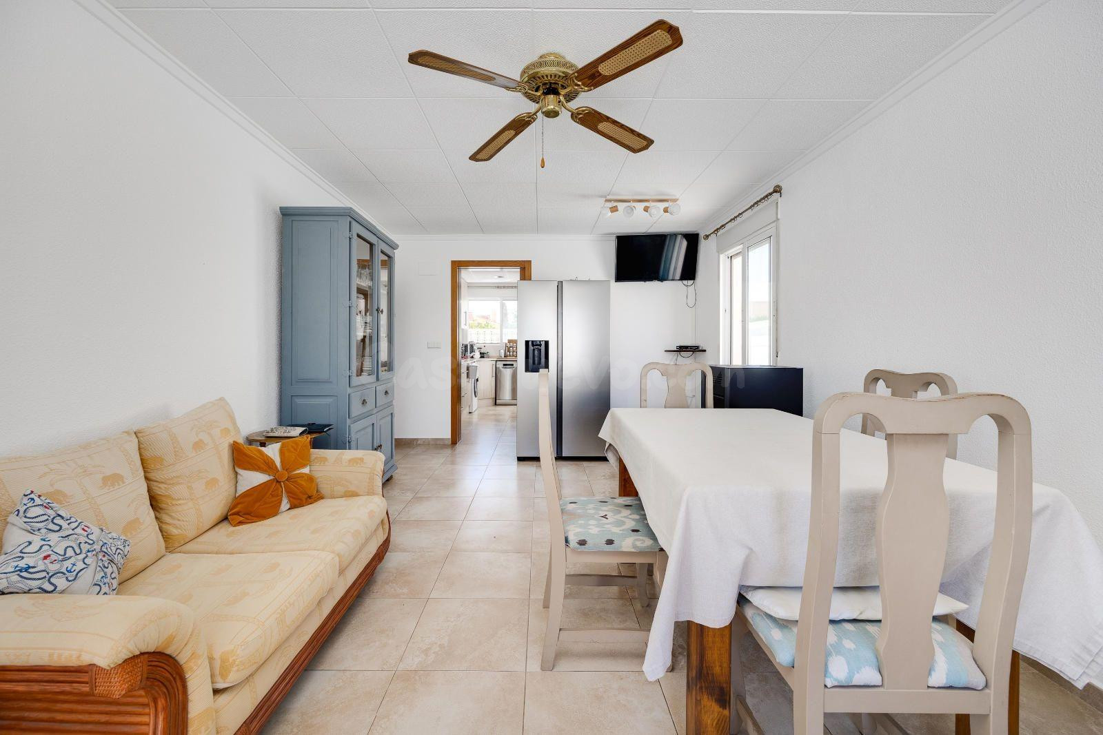 CASA DE 3 DORMITORIOS 3 BAÑOS EN SAN FLUGENCIO (ALICANTE) - foto 4