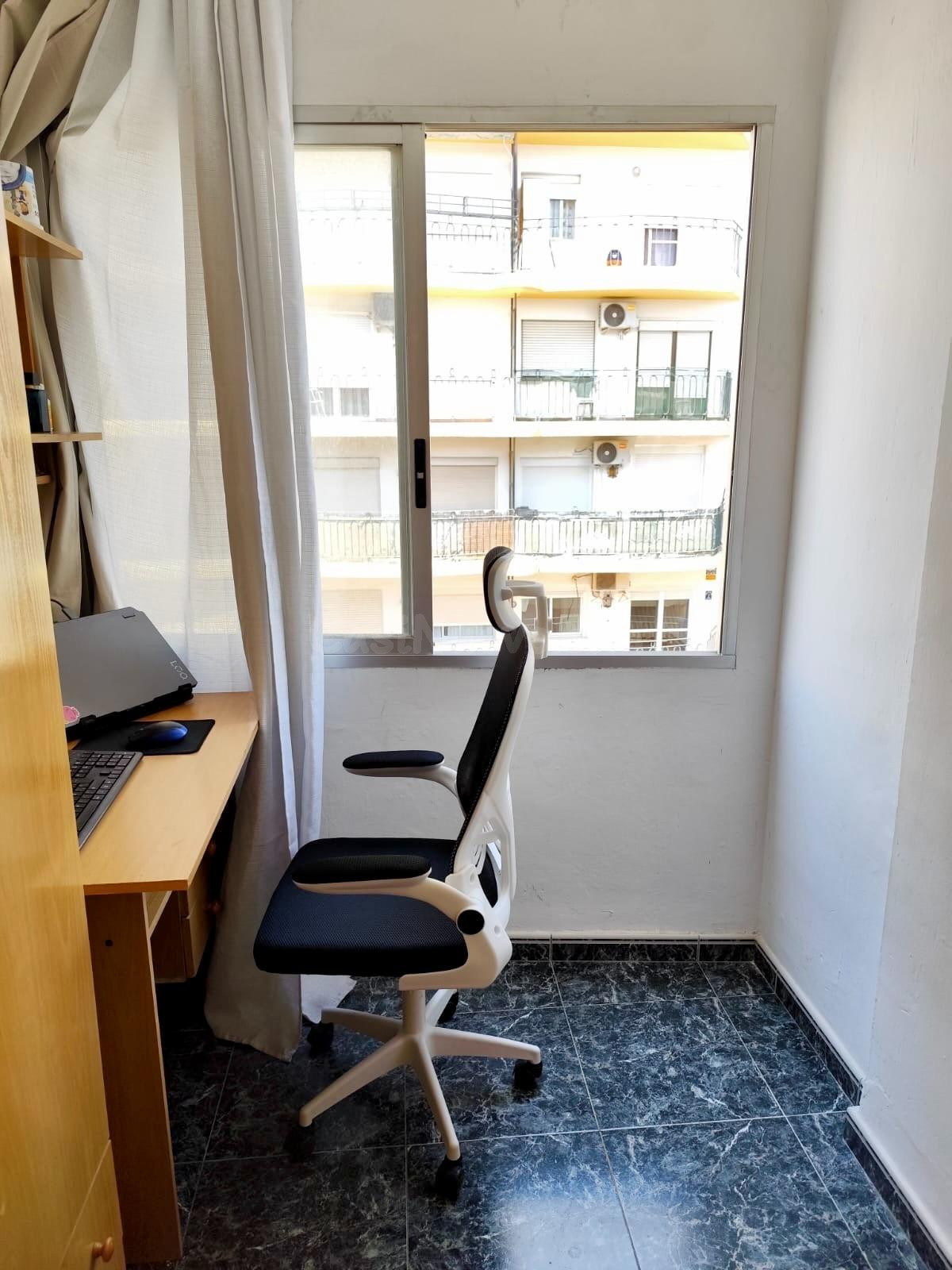 Oportunidad de inversión a 5 minutos de Puerta de Purchena - foto 2