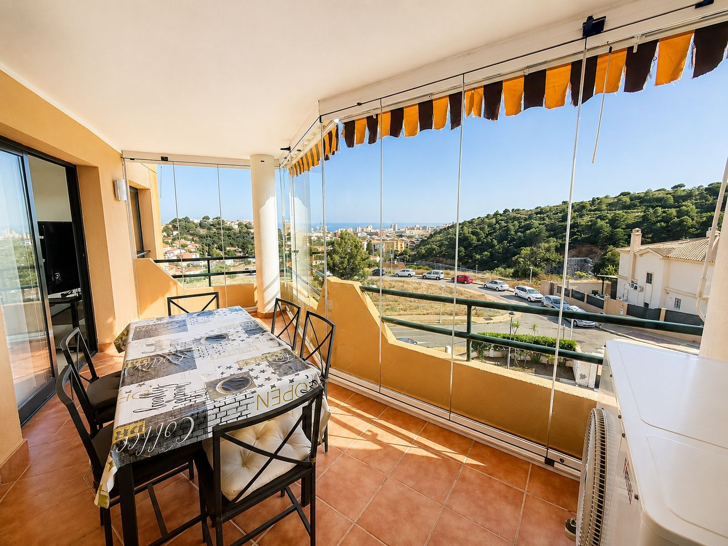 Fantástico piso en venta de 2 dormitorios con vistas al mar  - foto 3