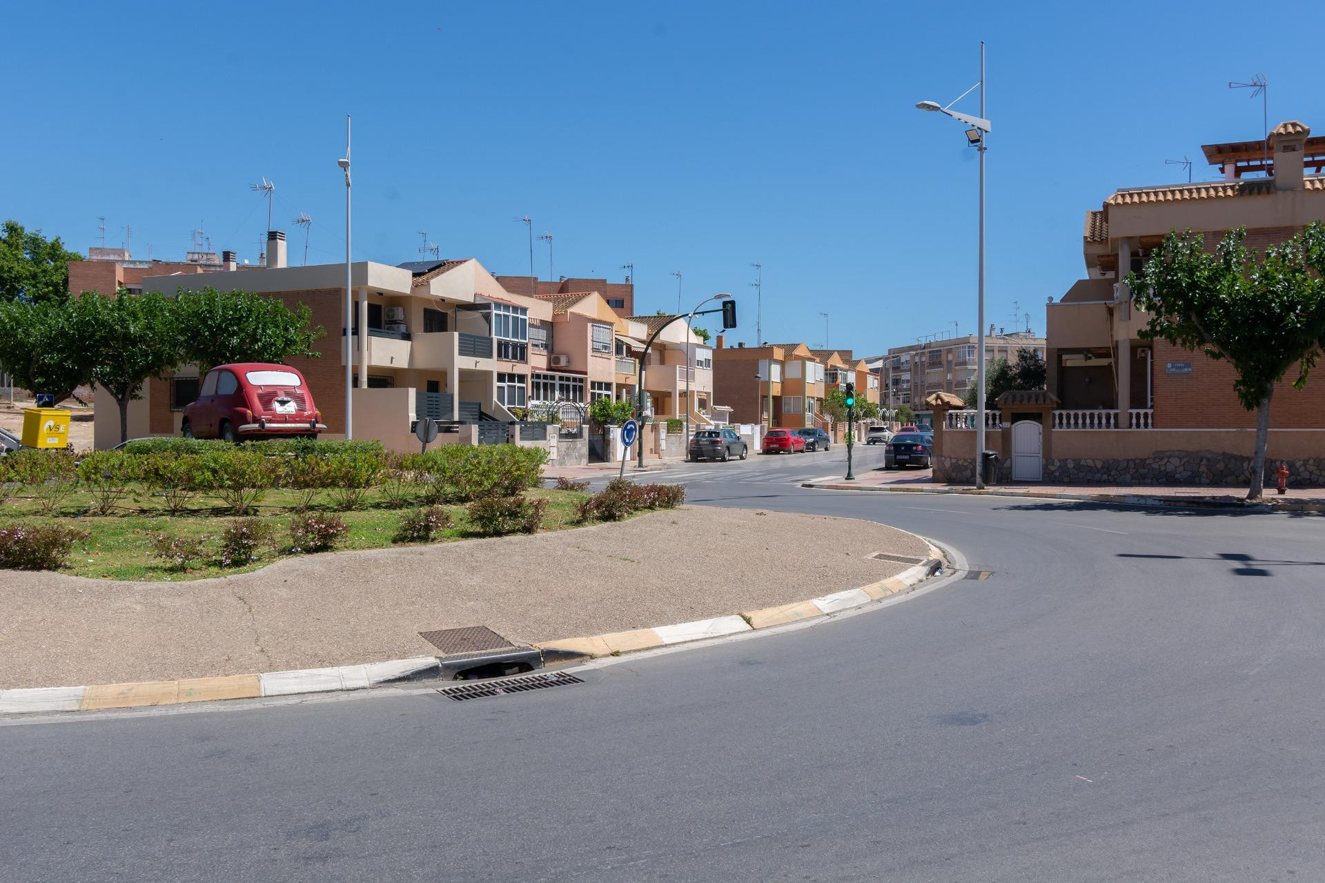 ¡Encantador Duplex Adosado en Cartagena! - foto 3