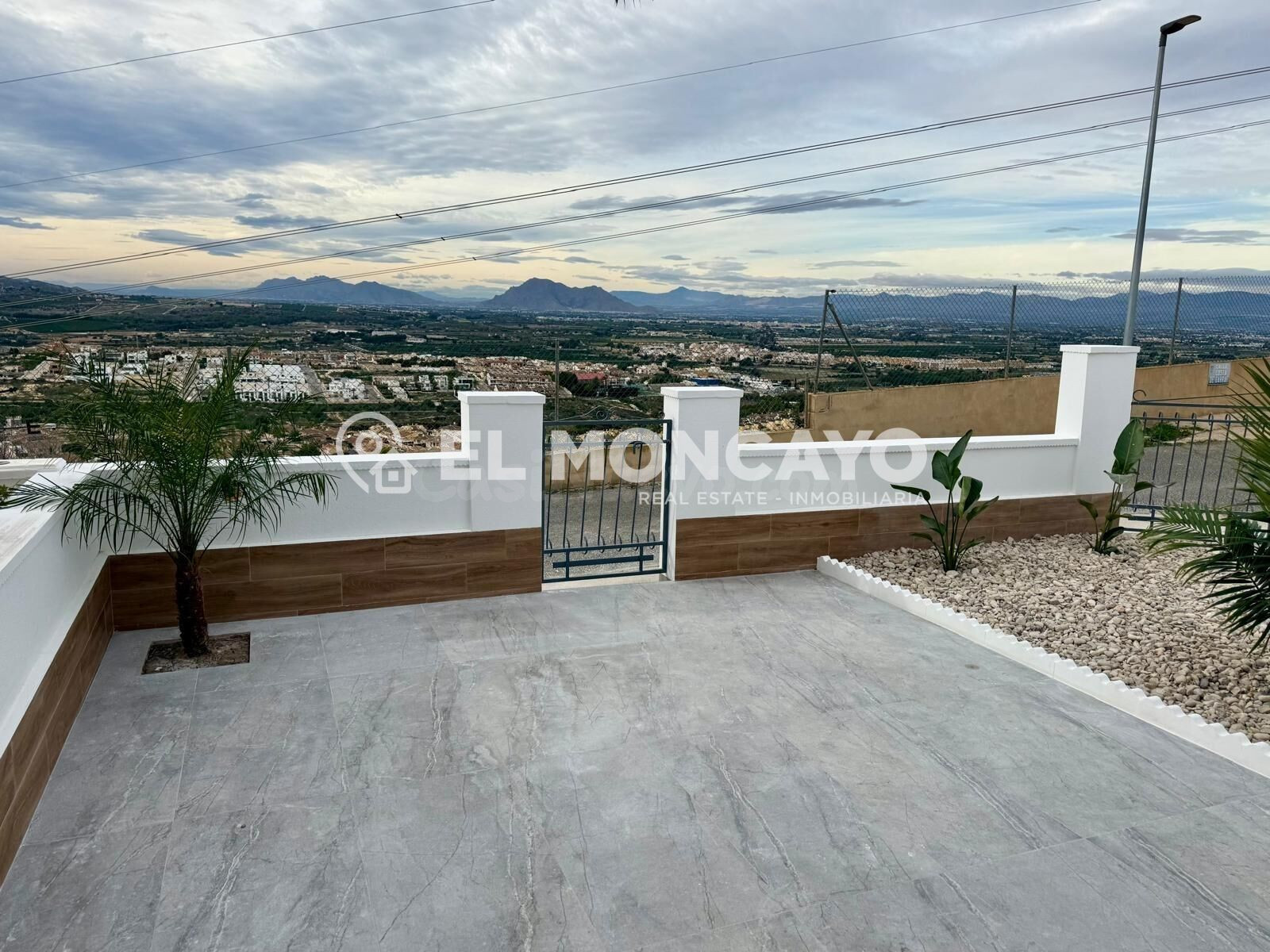 Fantástico chalet independiente recién reformado con maravil - foto 2