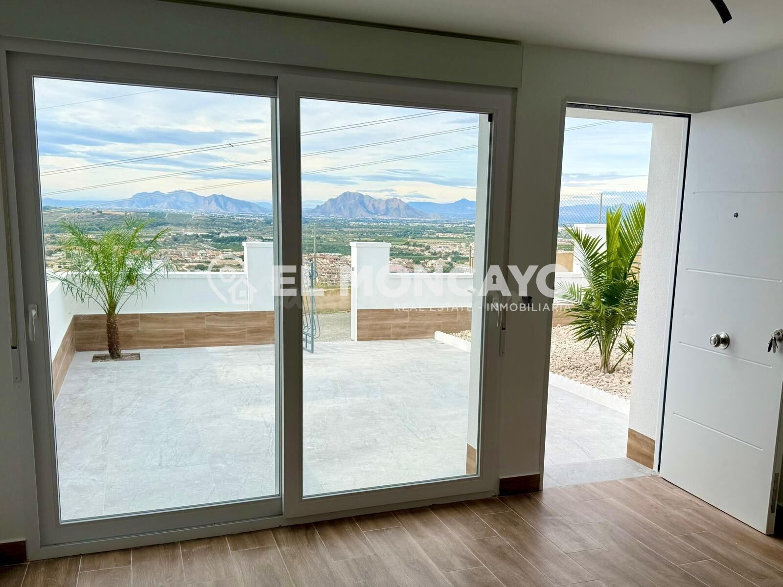 Fantástico chalet independiente recién reformado con maravil - foto 3