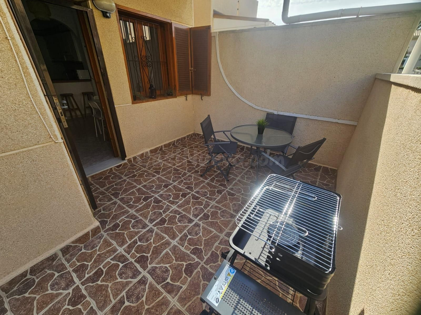 BUNGALOW DE 2 DORMITORIOS 1 BAÑO EN PLAYA FLAMENCA ( ORIHUEL - foto 5