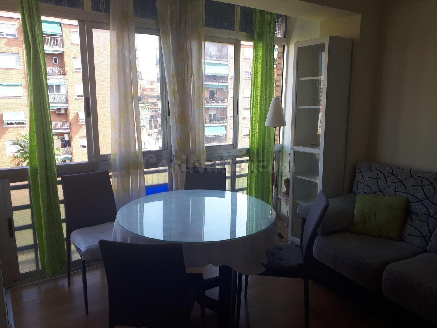 Piso 3 habitaciones 66m² en alquiler - En Corts - foto 2