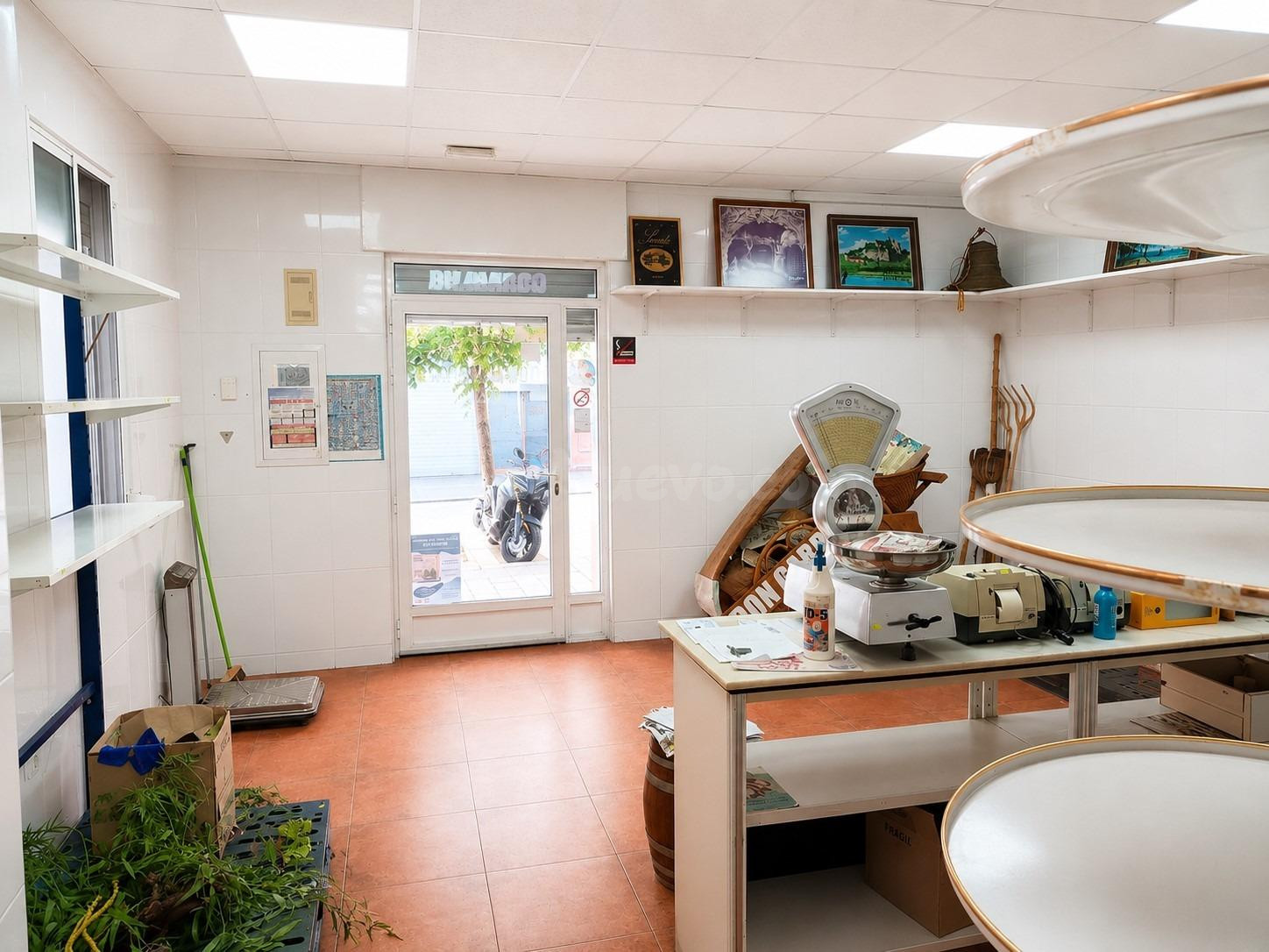 vivienda en esquina en pleno centro de Alicante – Ideal para vivir o invertir - foto 5